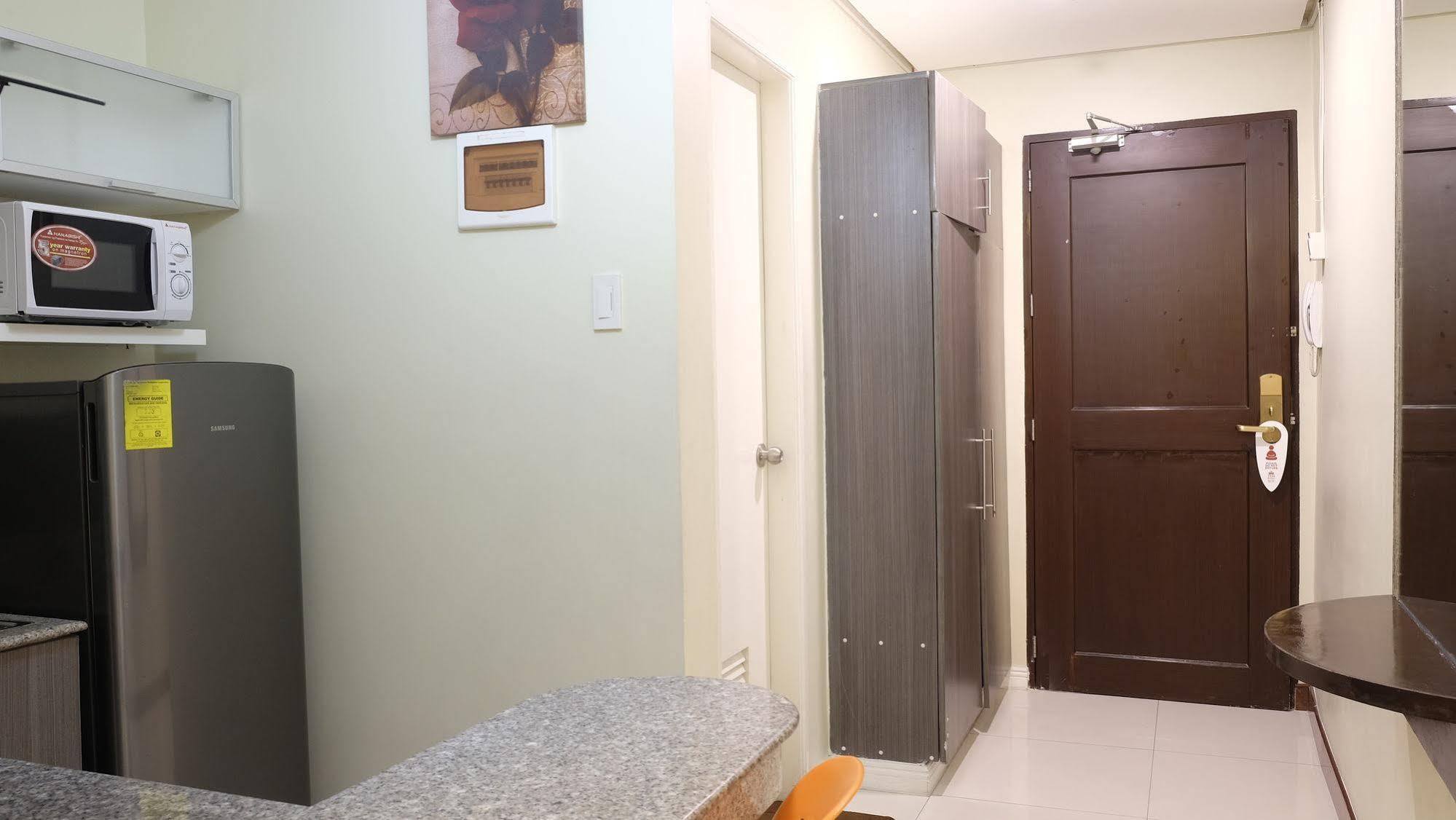 Zen Rooms Malate Robinsons Manille Extérieur photo