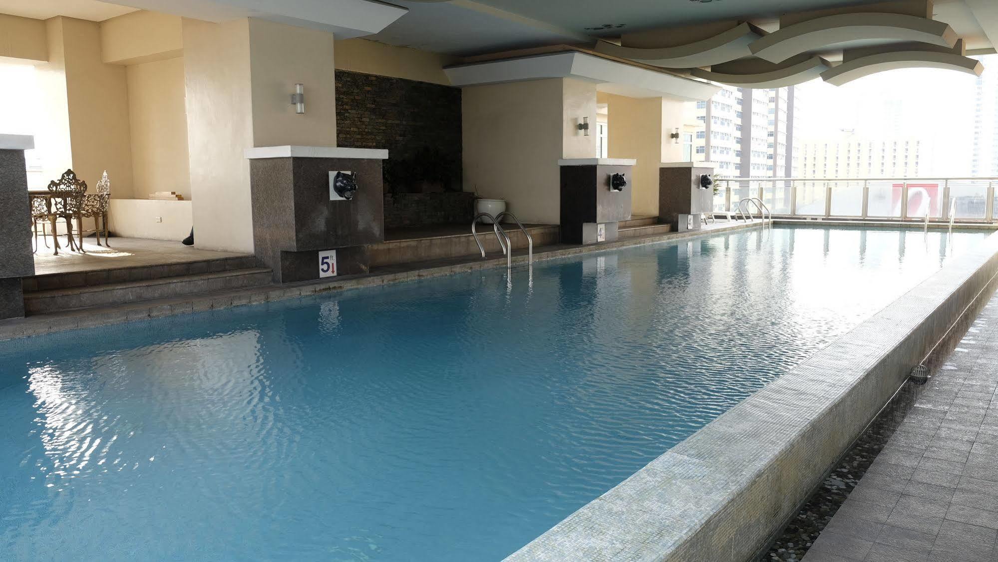 Zen Rooms Malate Robinsons Manille Extérieur photo